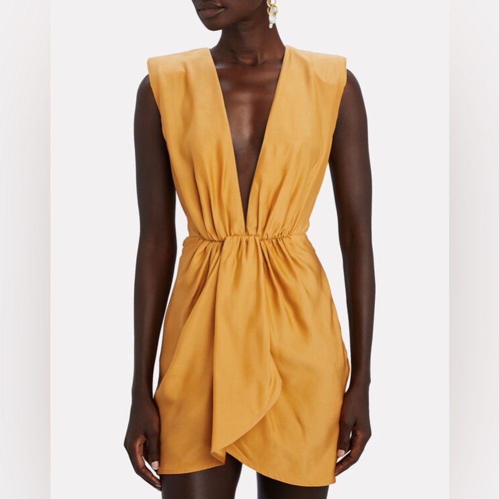 GAUGE81
Nagano Silk‎ Mini Dress Mustard Yellow Size M